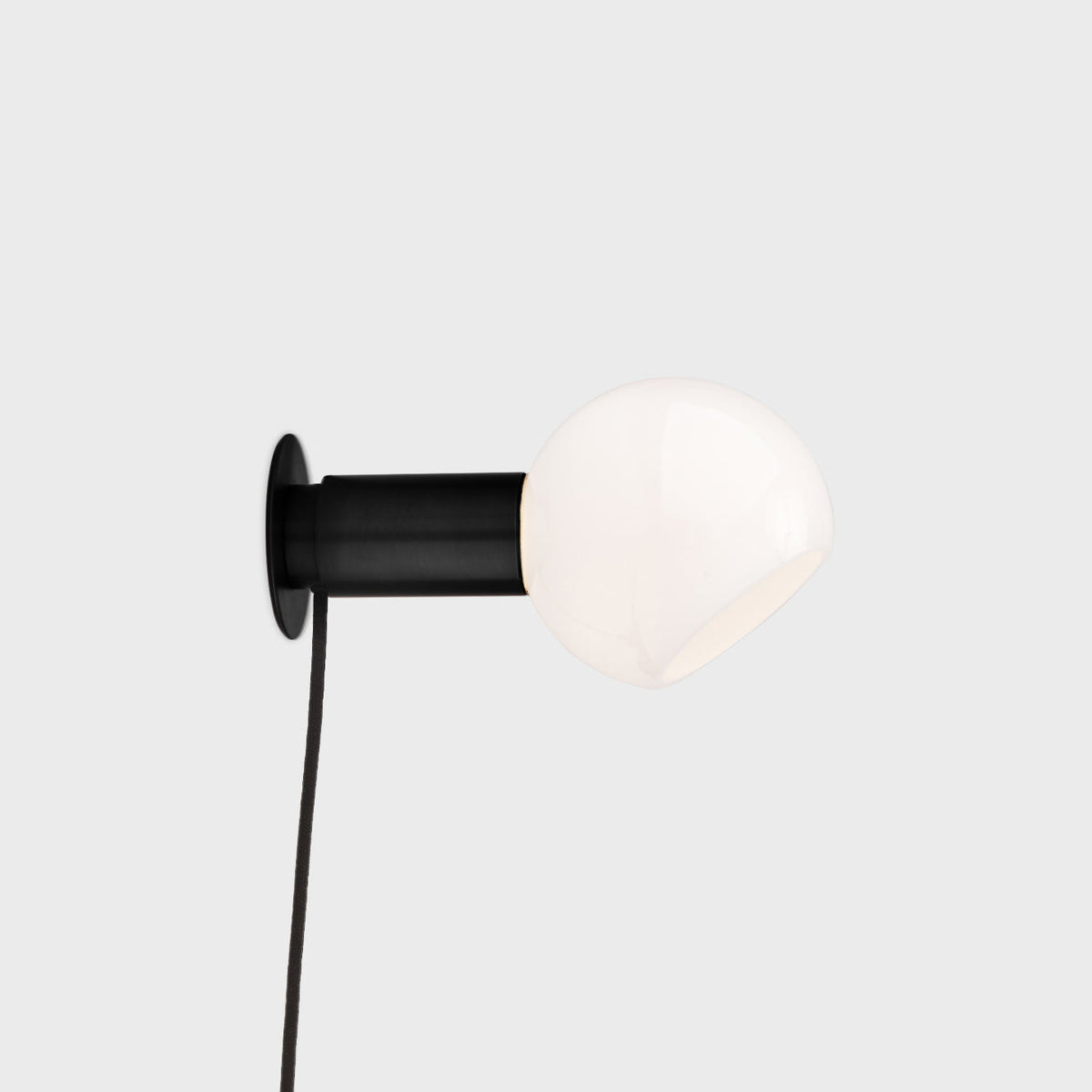 Veloielle Wall Lamp
