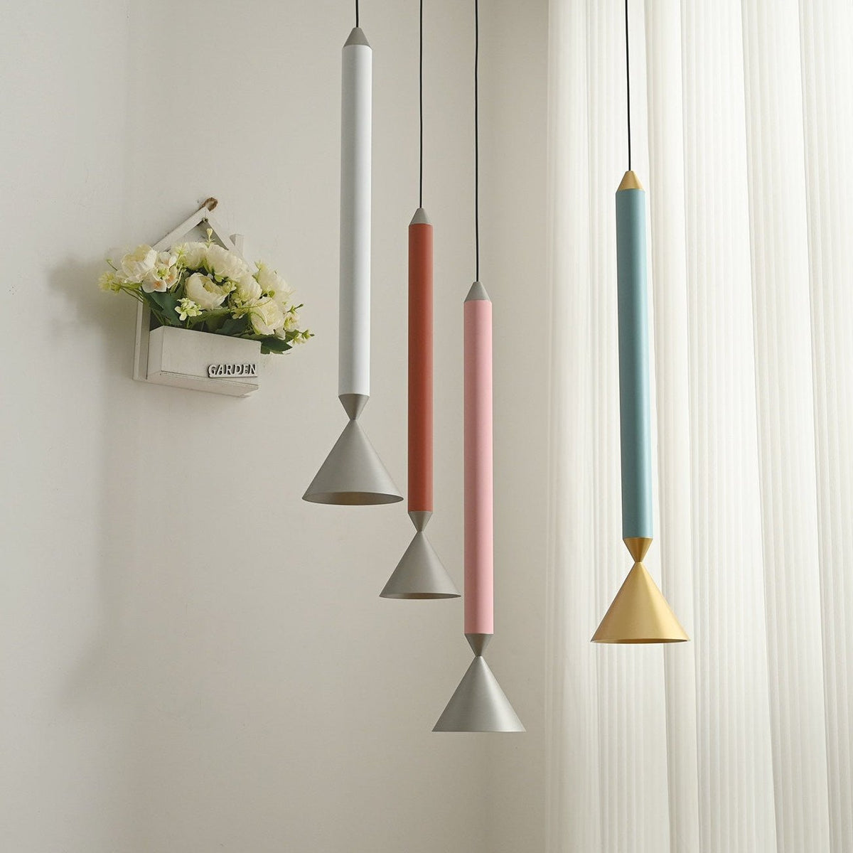 Velalira Pencil Pendant Light