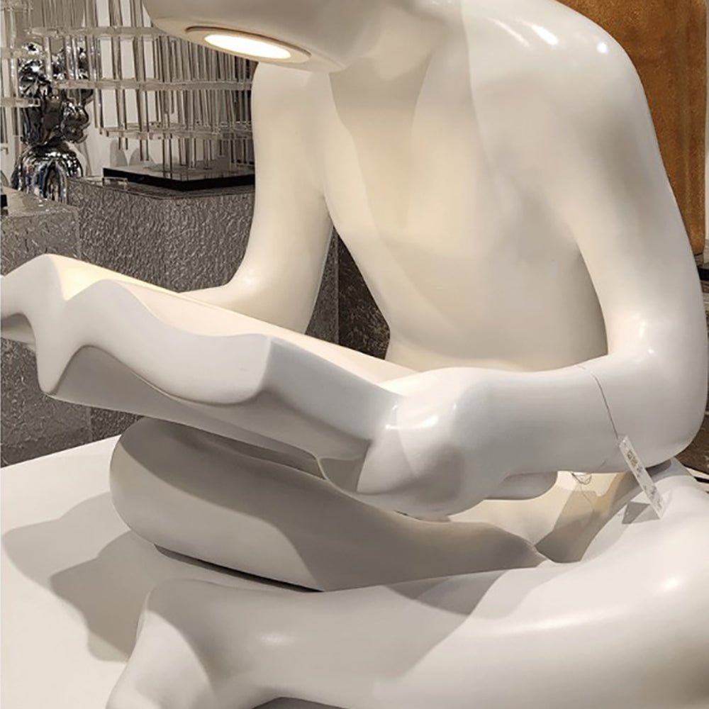Terielia Reader Sculpture Table Lamp