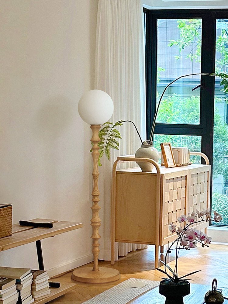 Hollis Wood Floor Lamp