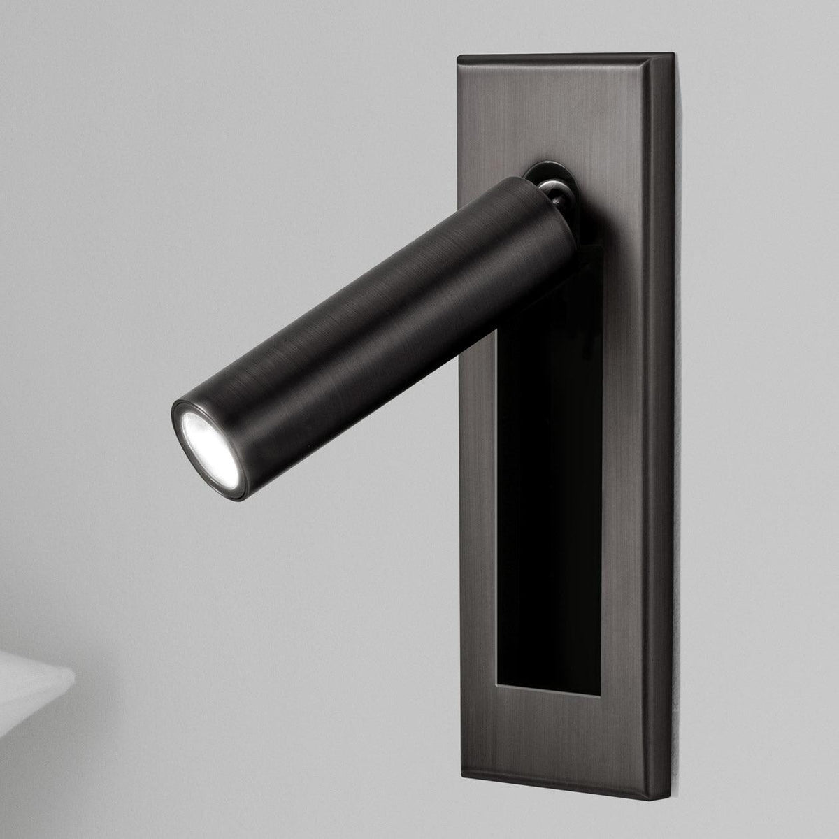 Velerelia Embedded Bedside Plug-in Sconce Wall lamp