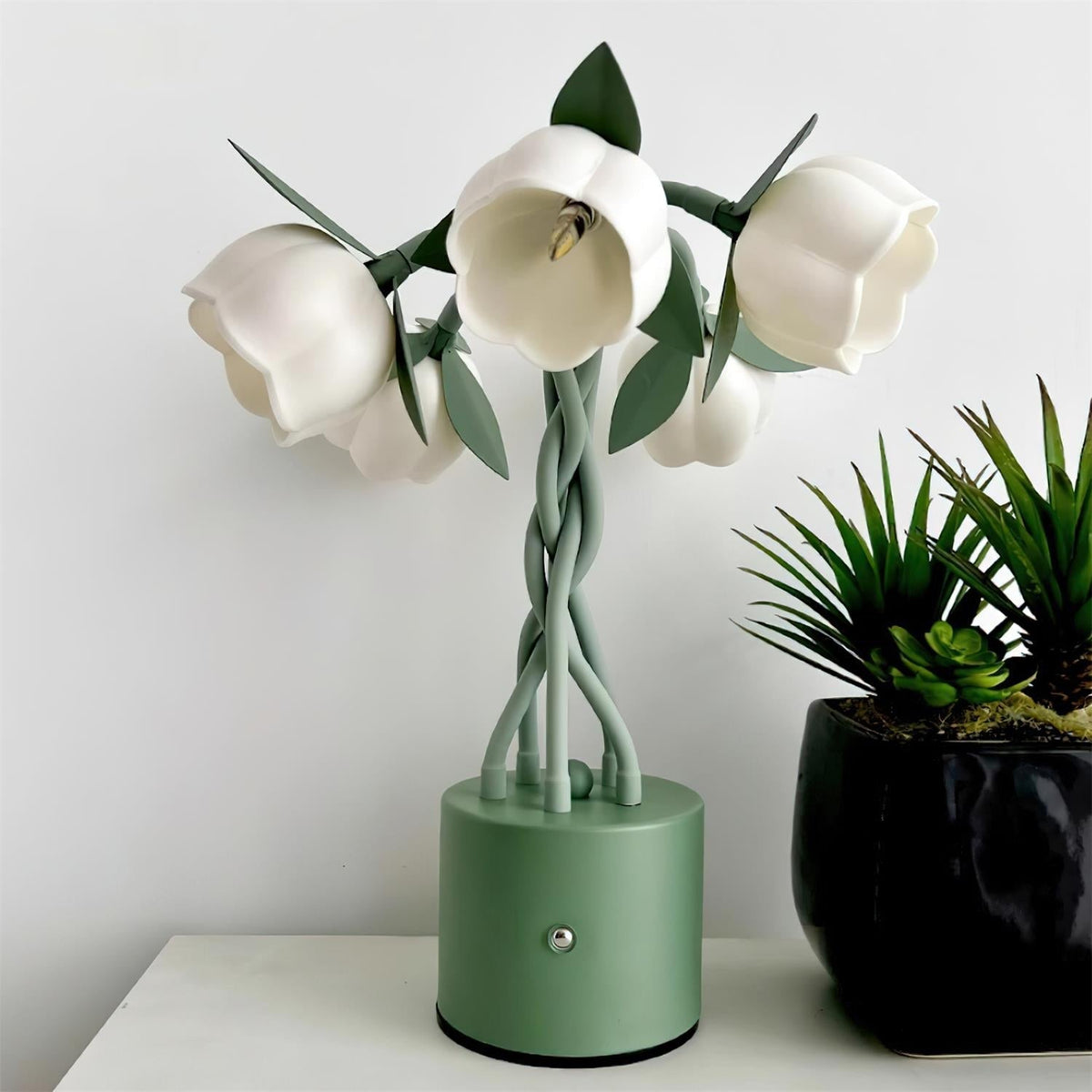 Norisella Table Lamp