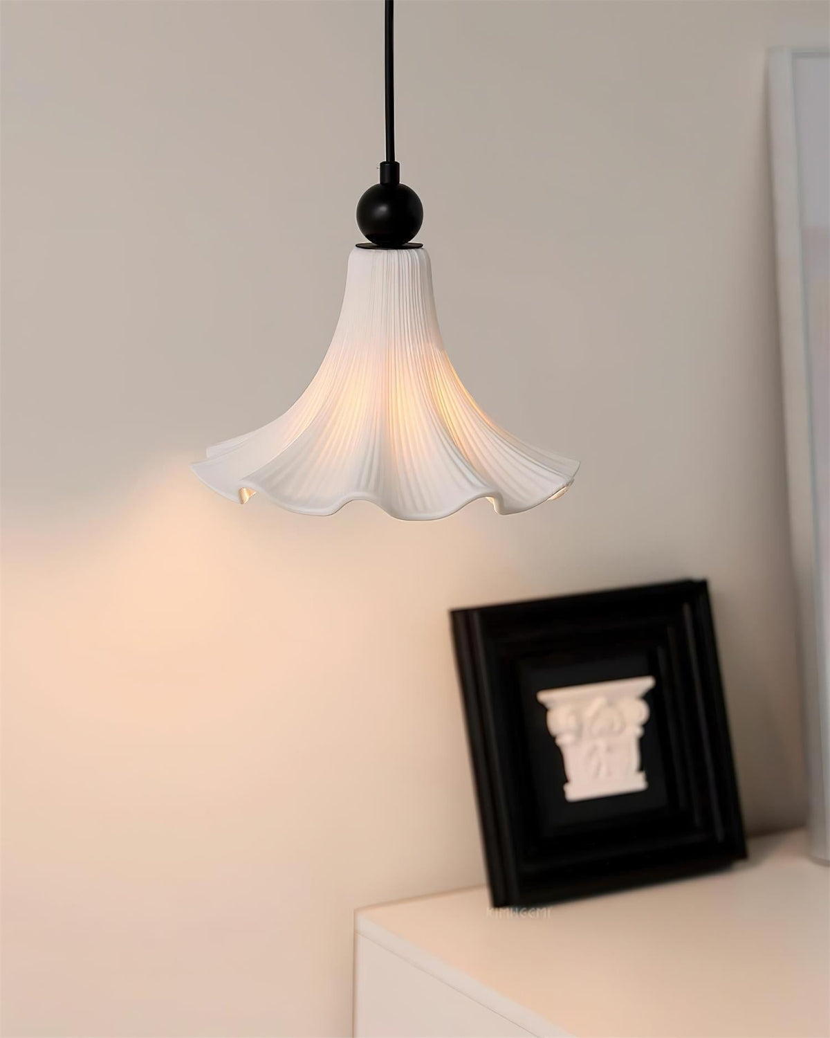 Sorisielle Floral Ripple Pendant Lamp