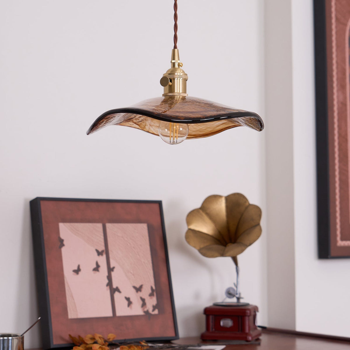 Hildes Art Flower Petal Swag Brass Glass Pendant Light