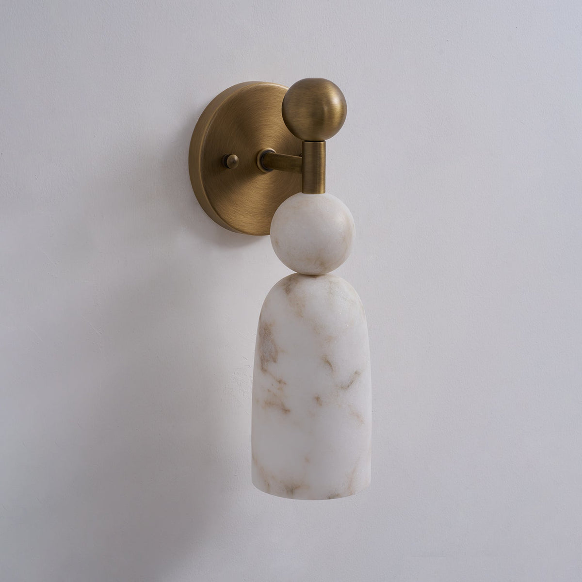 Serafin Alabaster Wall Lamp