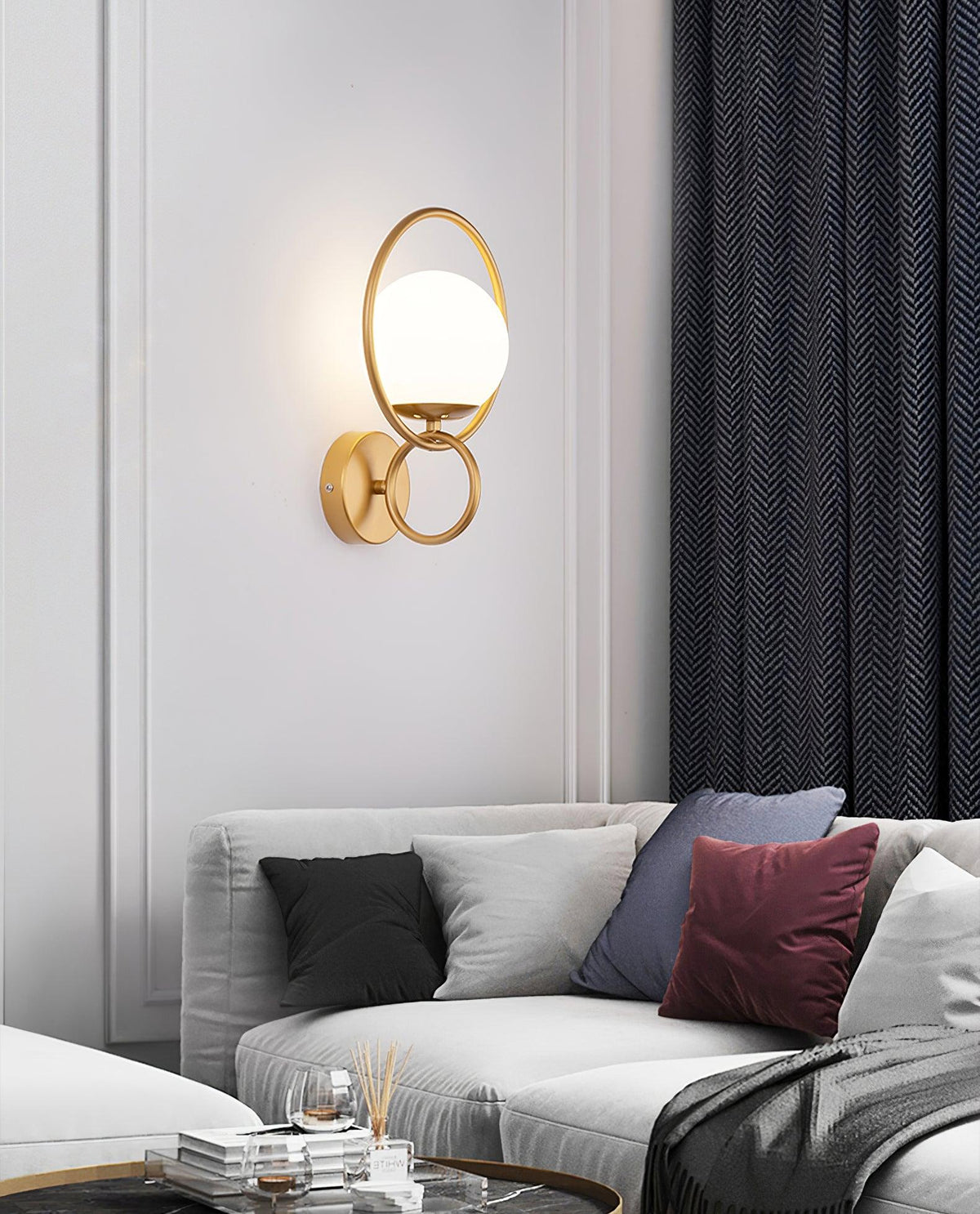 Zesilan Glass Wall Light