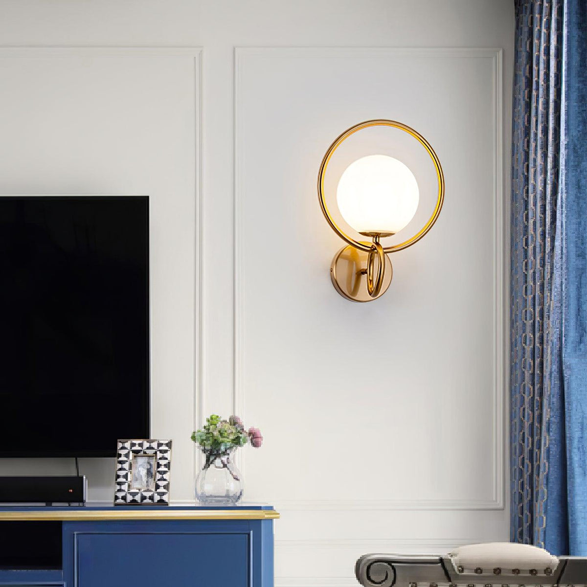 Zesilan Glass Wall Light