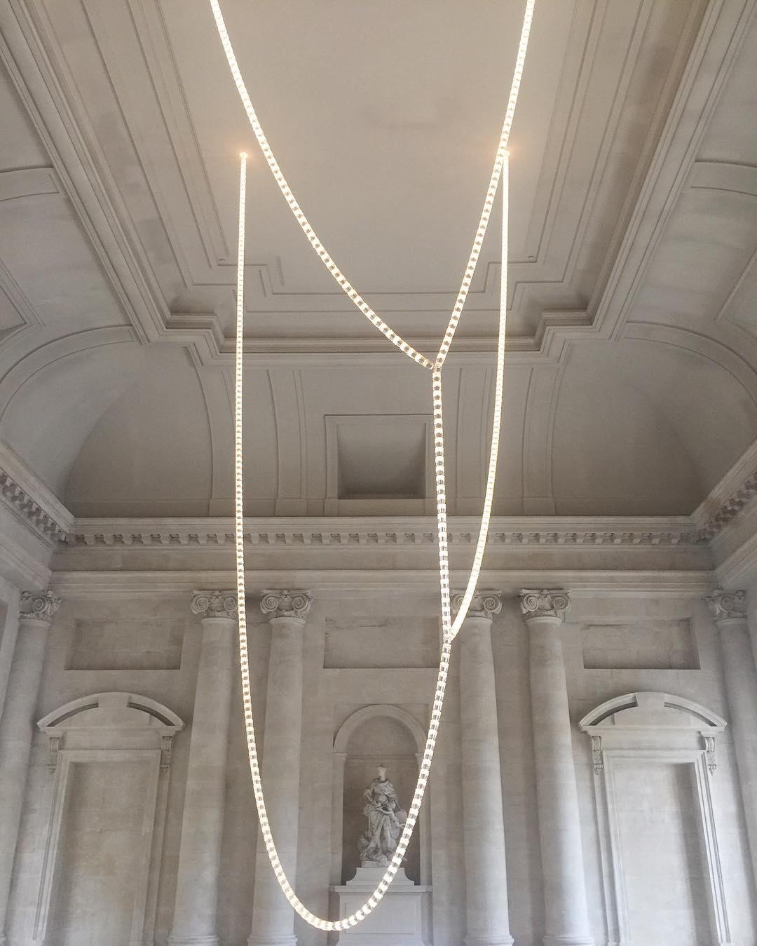 Nexus Gold Crystal Chandelier - 元字段测试
