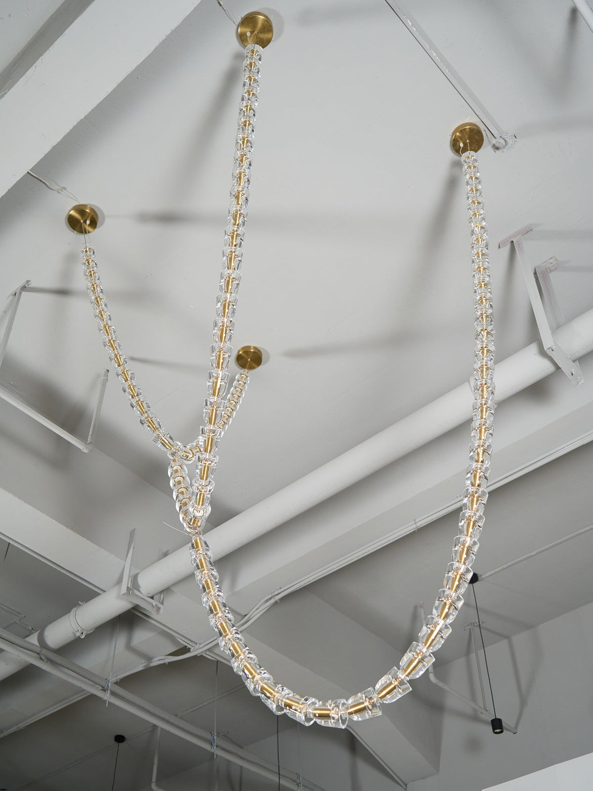 Nexus Gold Crystal Chandelier - 元字段测试