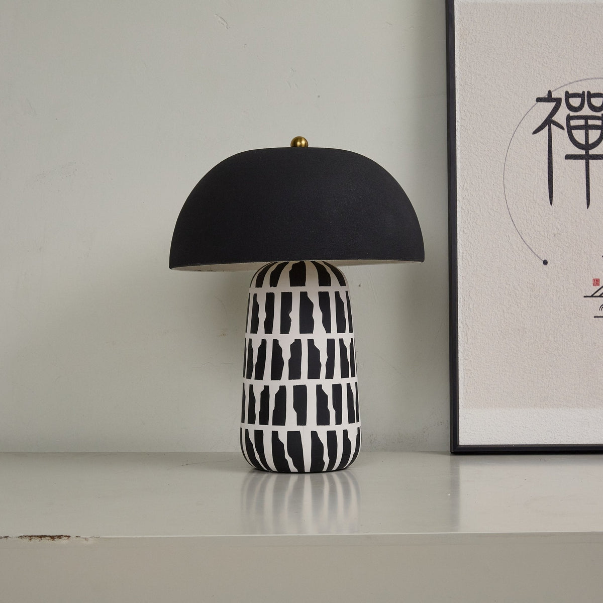 Geometric Pattern Ceramic Table Lamp
