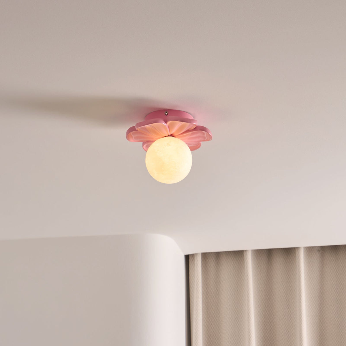 Rivelaya Ceiling Lamp