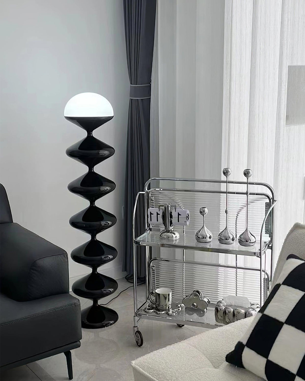 Noreriella Floor Lamp