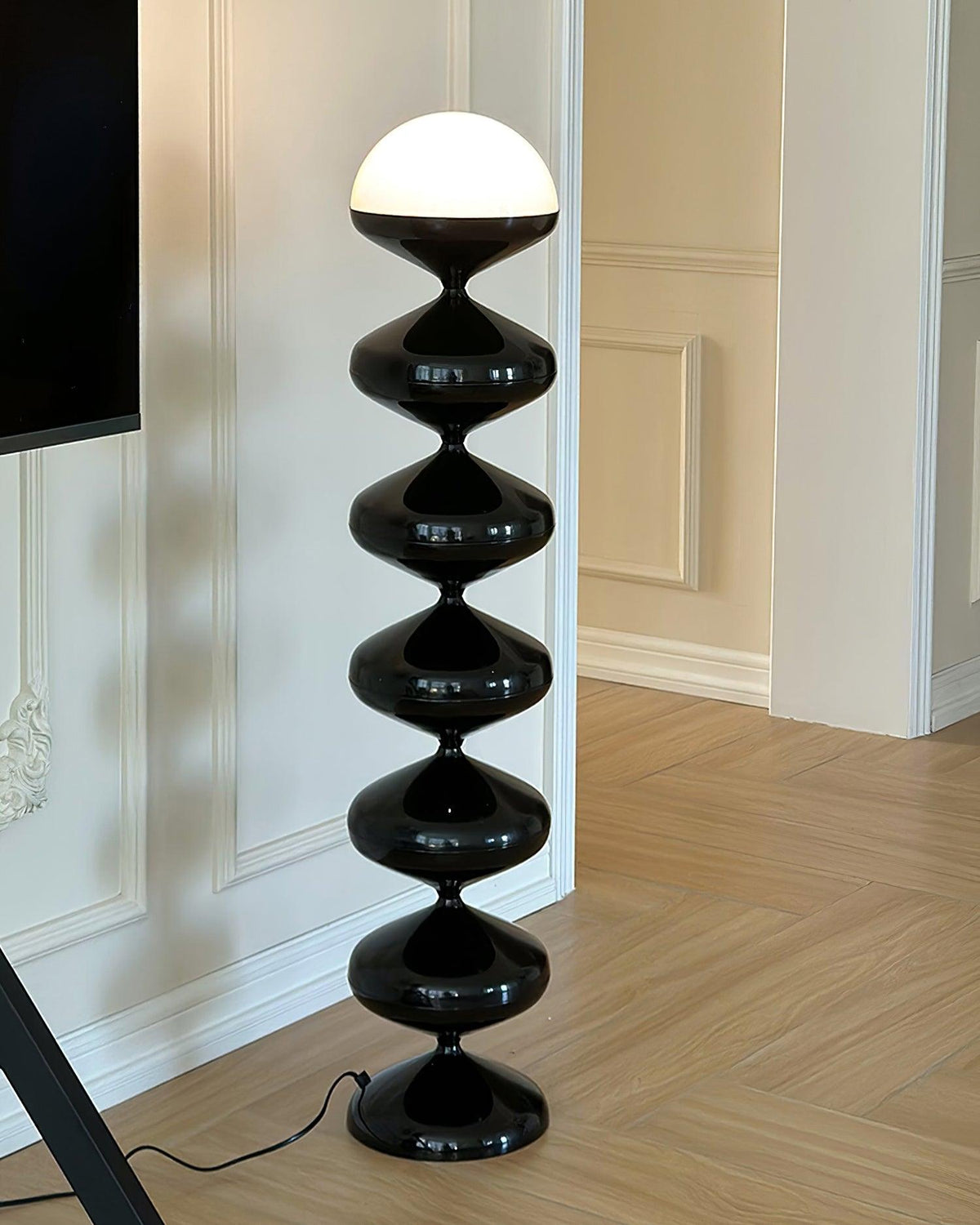 Noreriella Floor Lamp