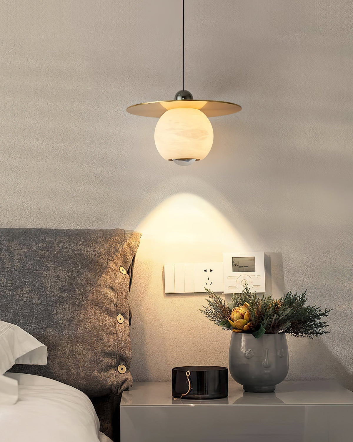 Orelorelia Pendant Light
