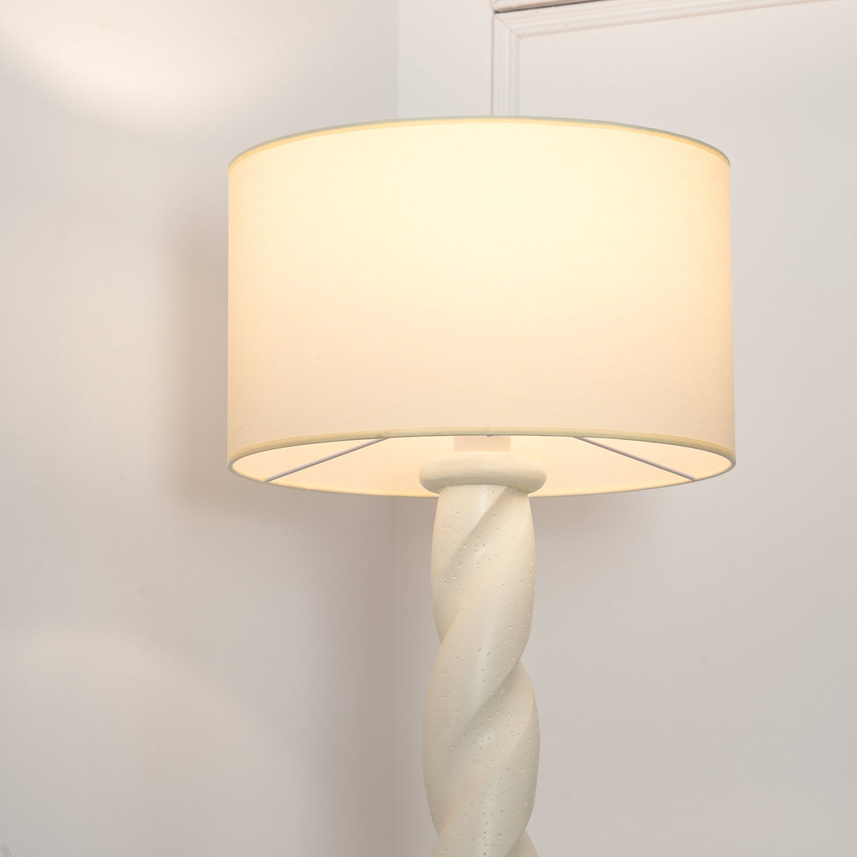Voliril Artistic Resin Floor Lamp
