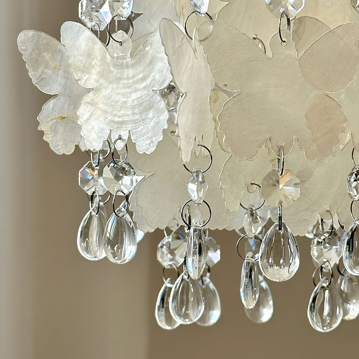 Papiliane Pendant Light