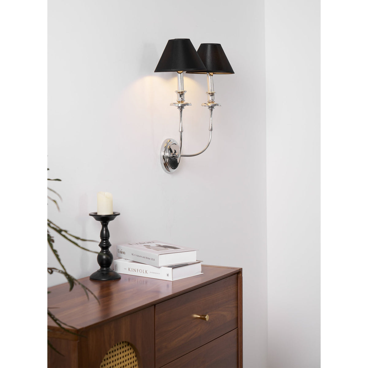 Viraarine Wall Lamp