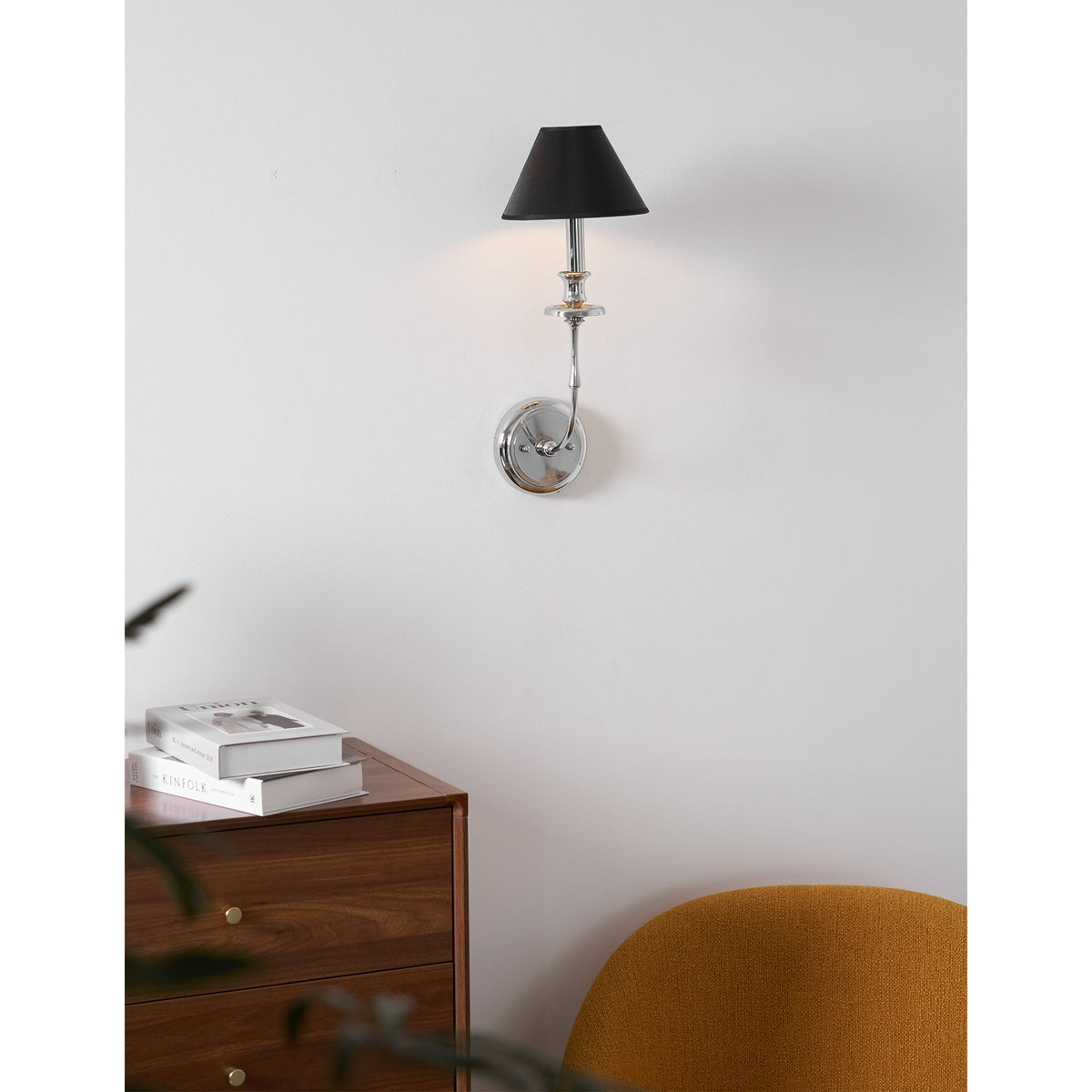 Viraarine Wall Lamp