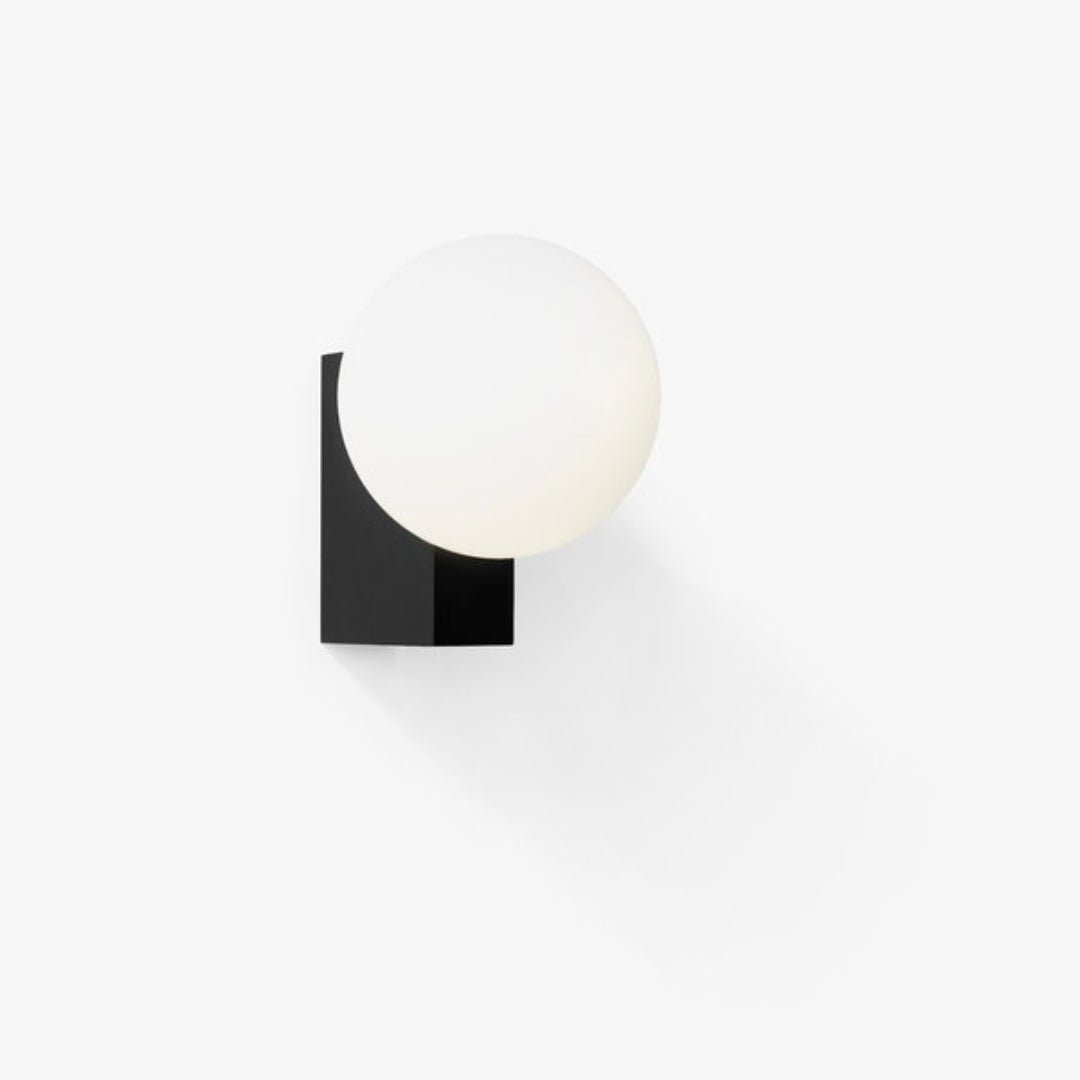 Vantheir Wall Lamp