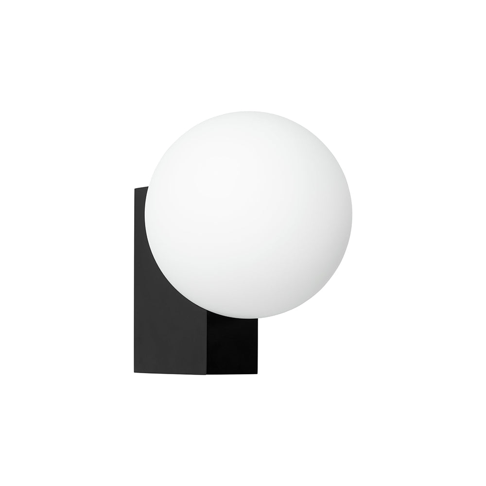 Vantheir Wall Lamp