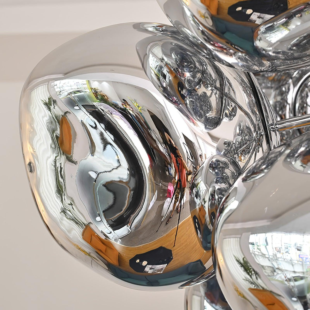 Esola Pendant Light