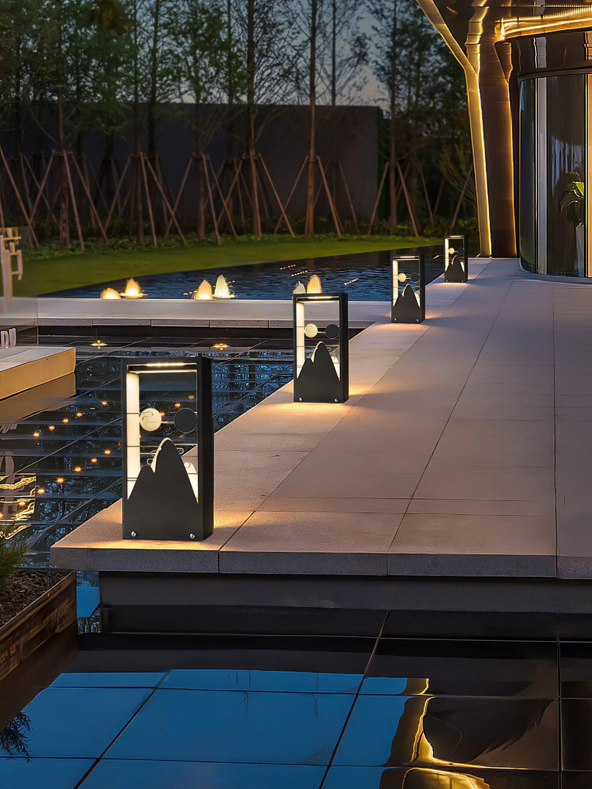 Gildas Solar Outdoor Light