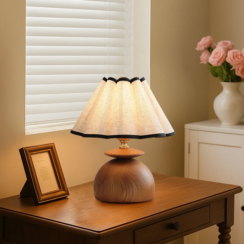 Reninena Halden Table Lamp