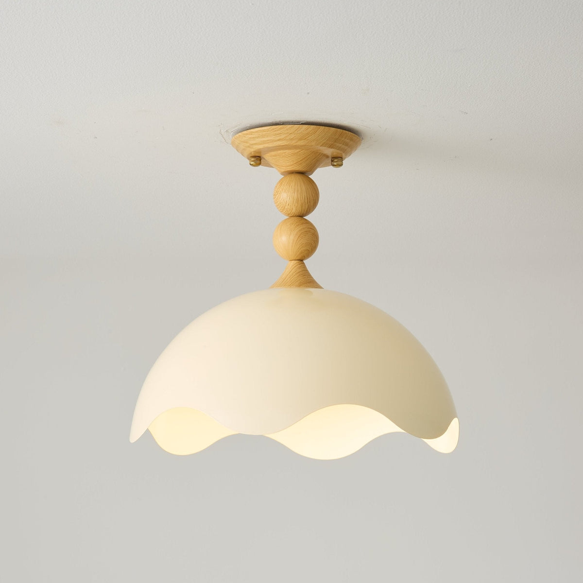 Noriraine Scallop Ceiling Light