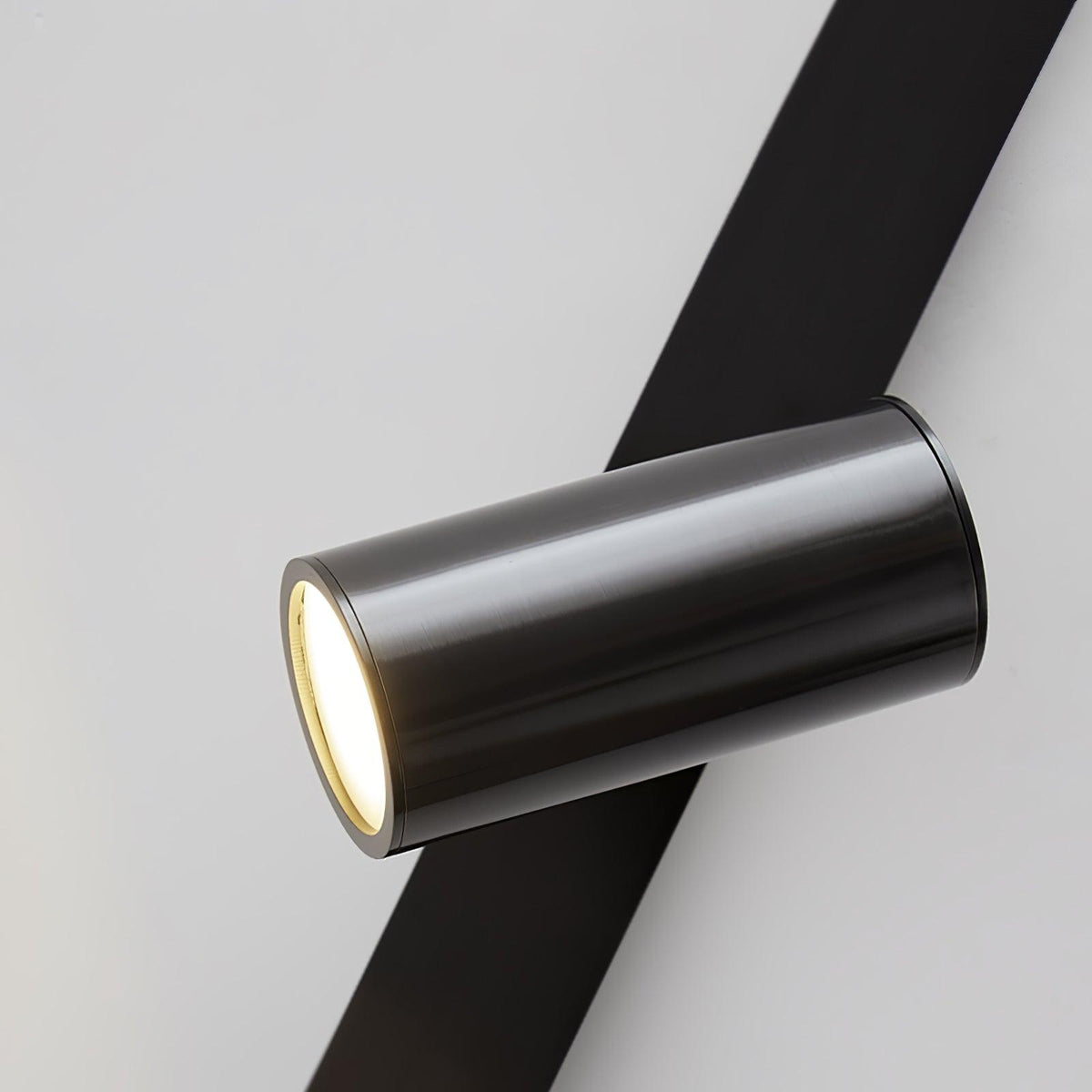 Orvelle Wall Light