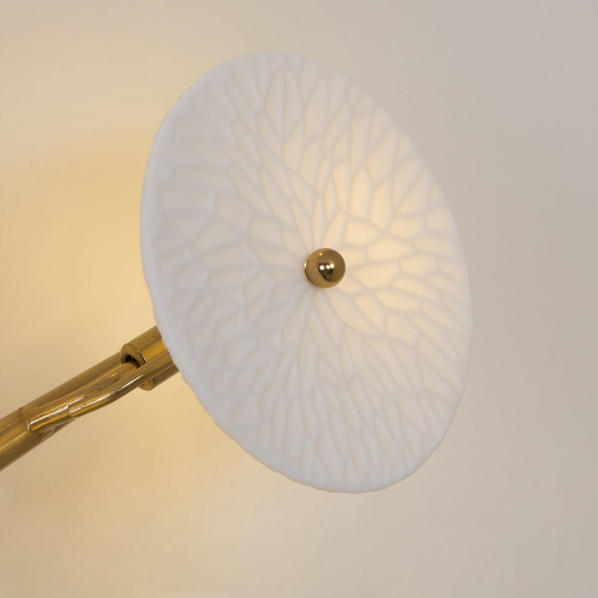 Begovom Lotus Petal Wall Lamp