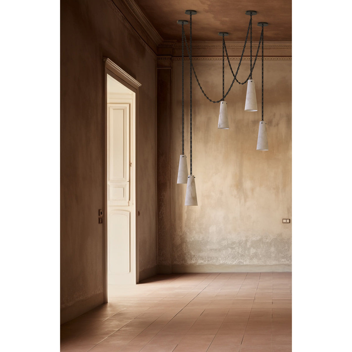 Nivivissa Alabaster Chandelier