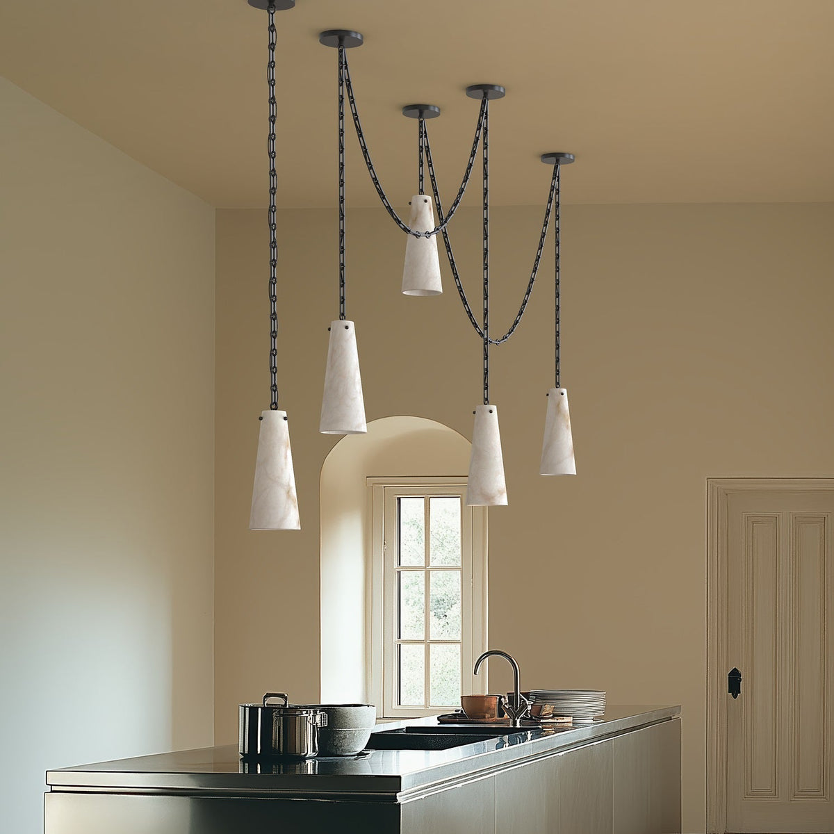 Nivivissa Alabaster Chandelier