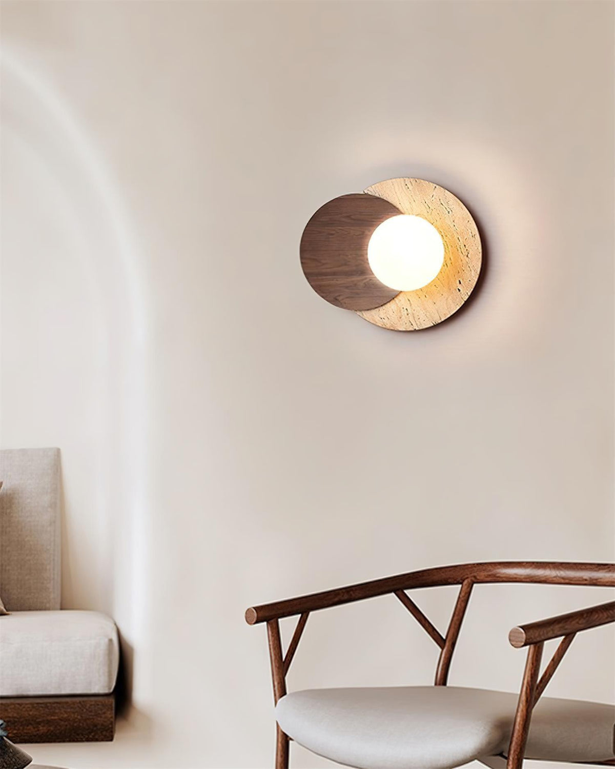 Virainielle Wall Lamp
