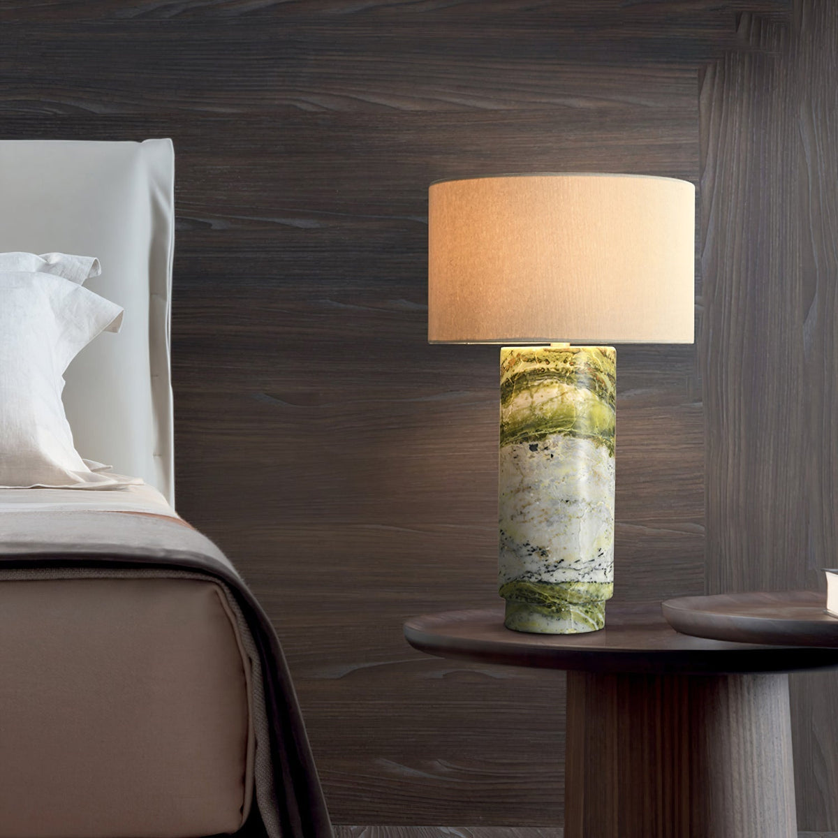 Viraelella Table Lamp