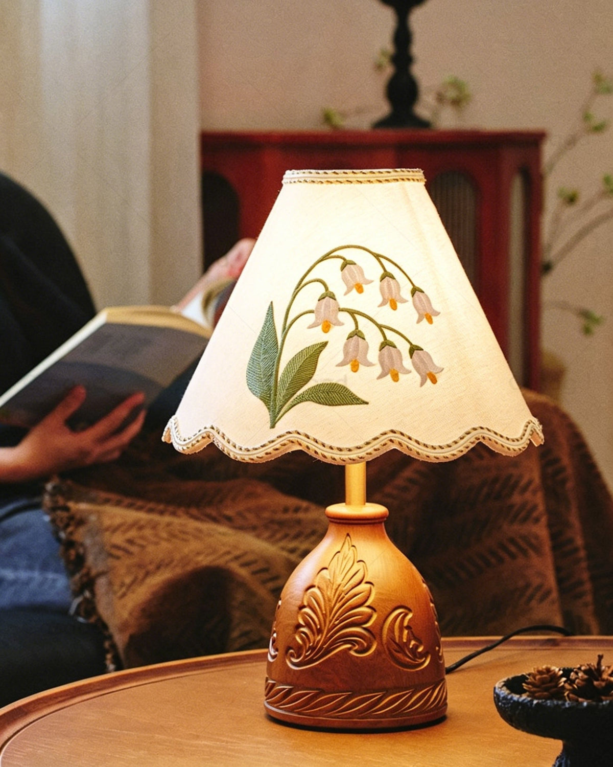 Seleelia Table Lamp
