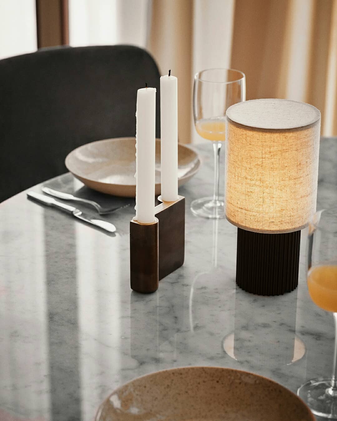 Calelelia Table Lamp