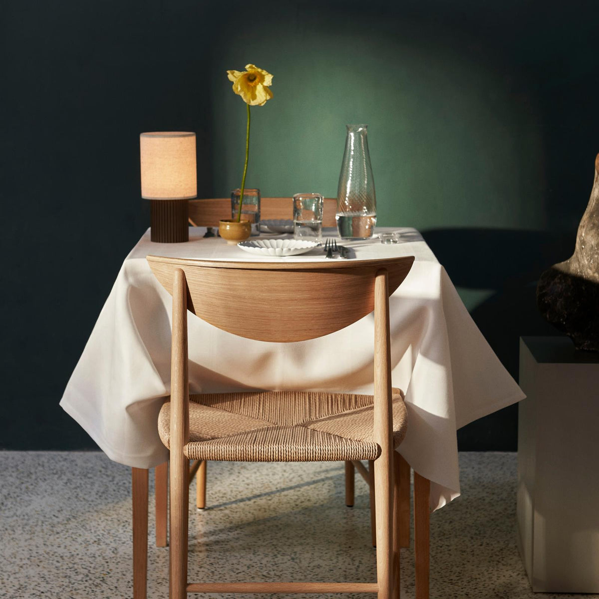 Calelelia Table Lamp