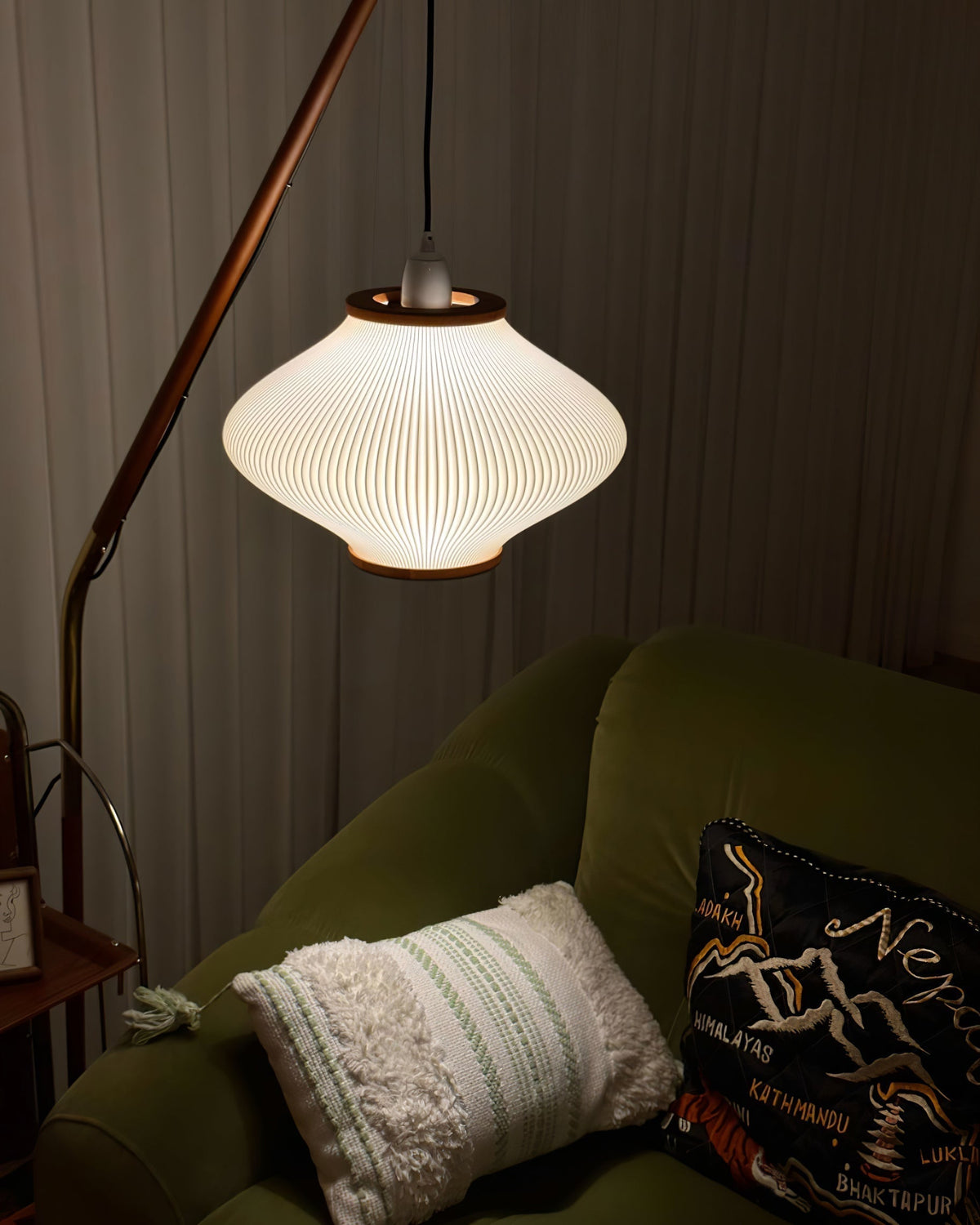 Elairira Floor Lamp