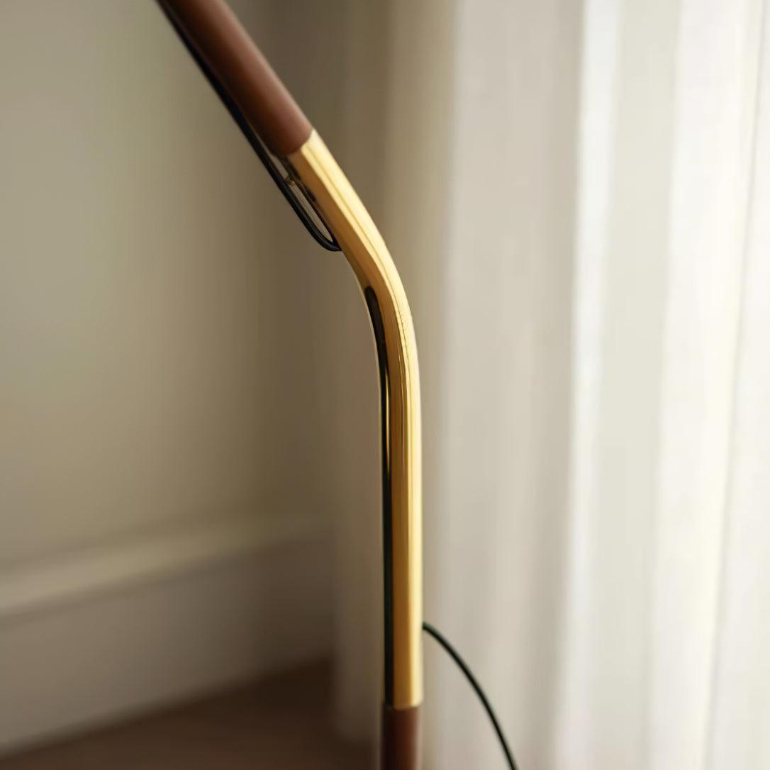 Elairira Floor Lamp