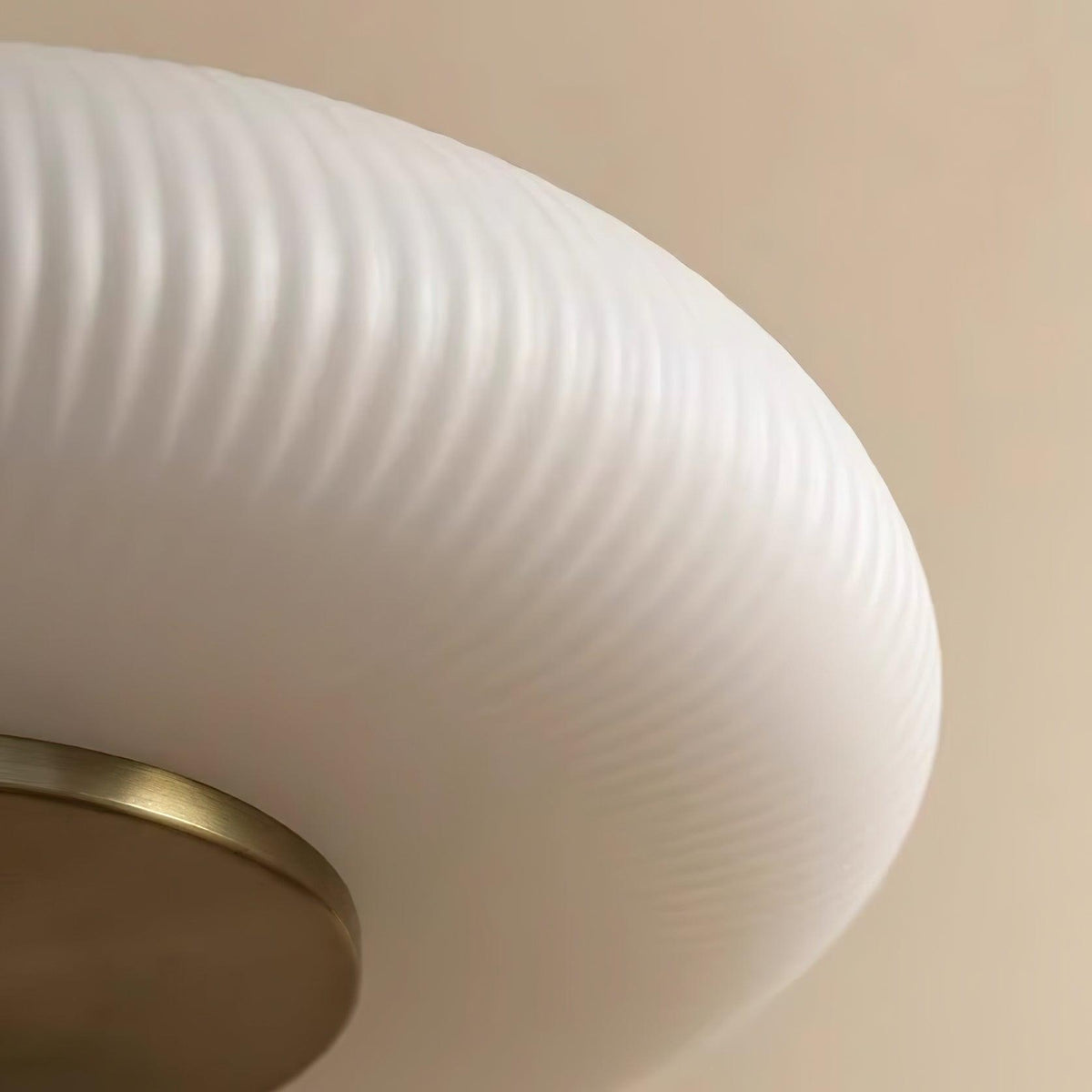Virairora Table Lamp