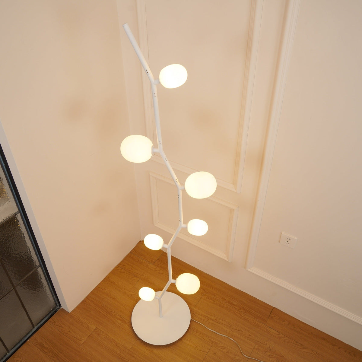 Lumorielle Floor Lamp