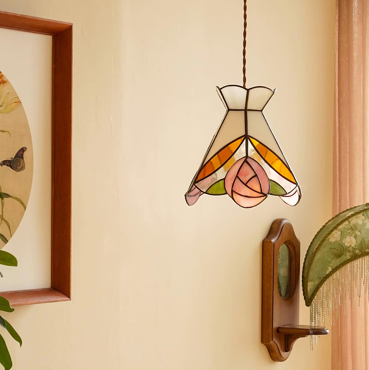 Tiffy Pendant Light