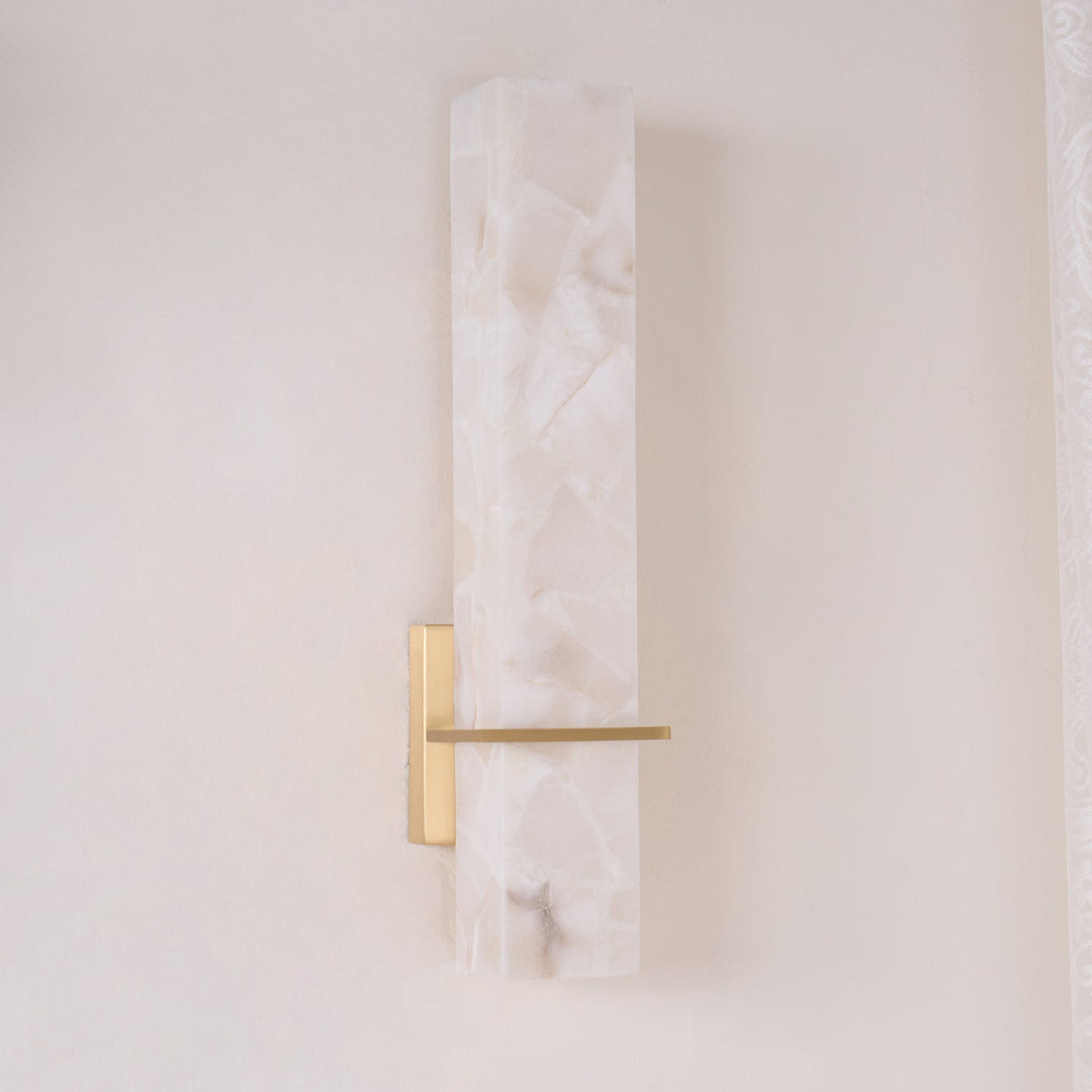 Ritta Wall Lamp White Alabaster Brass Modern Cuboid-Relic Pieces