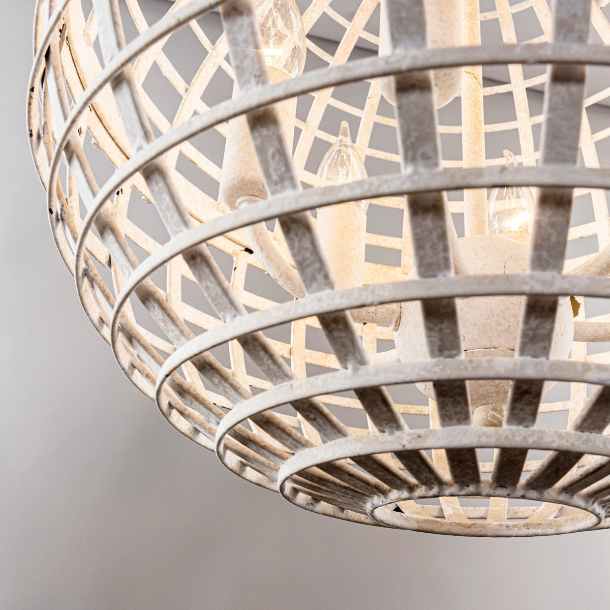 Rivaina Globe Pendant Lamp