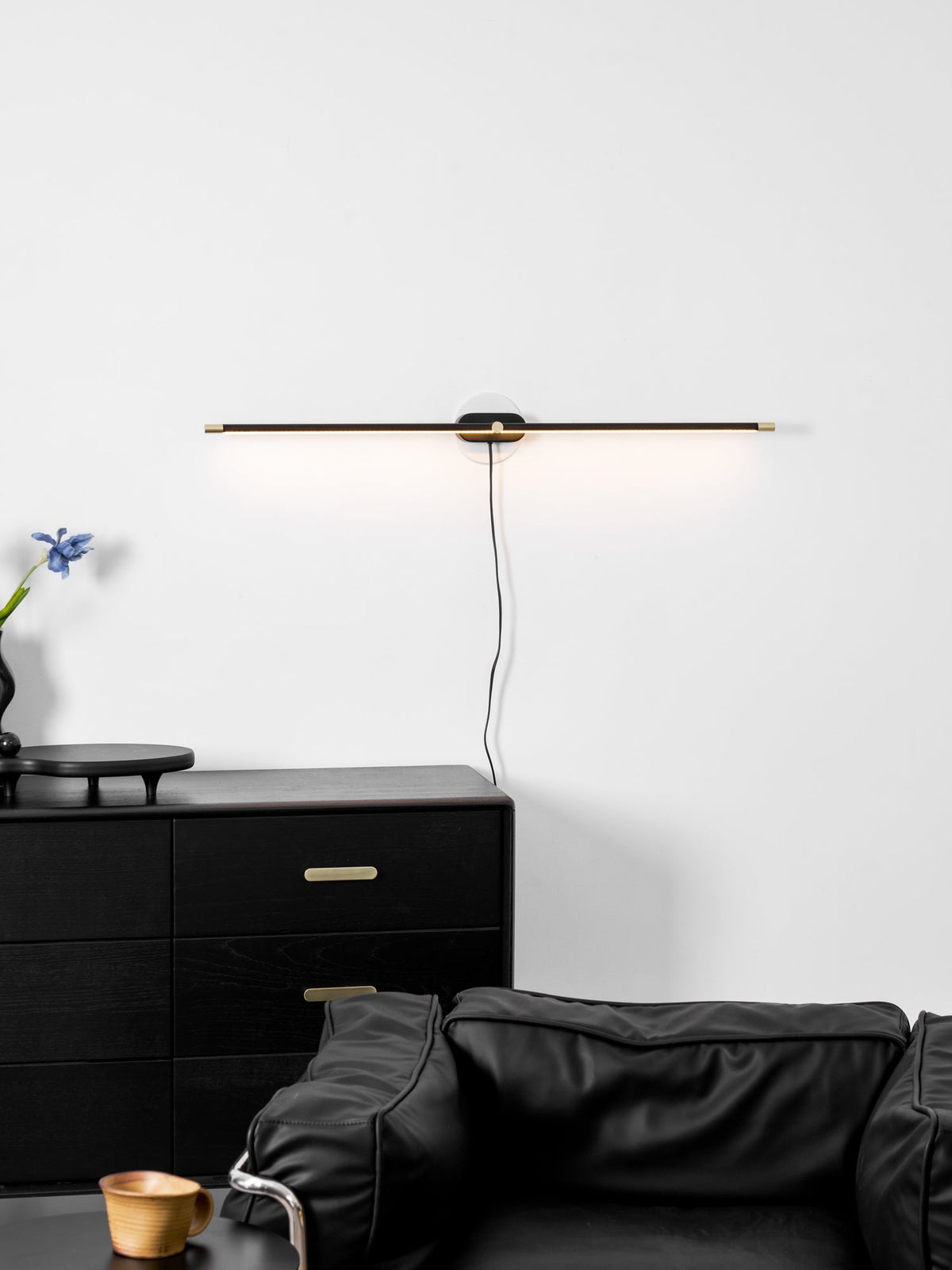 Elaoira Wall Lamp