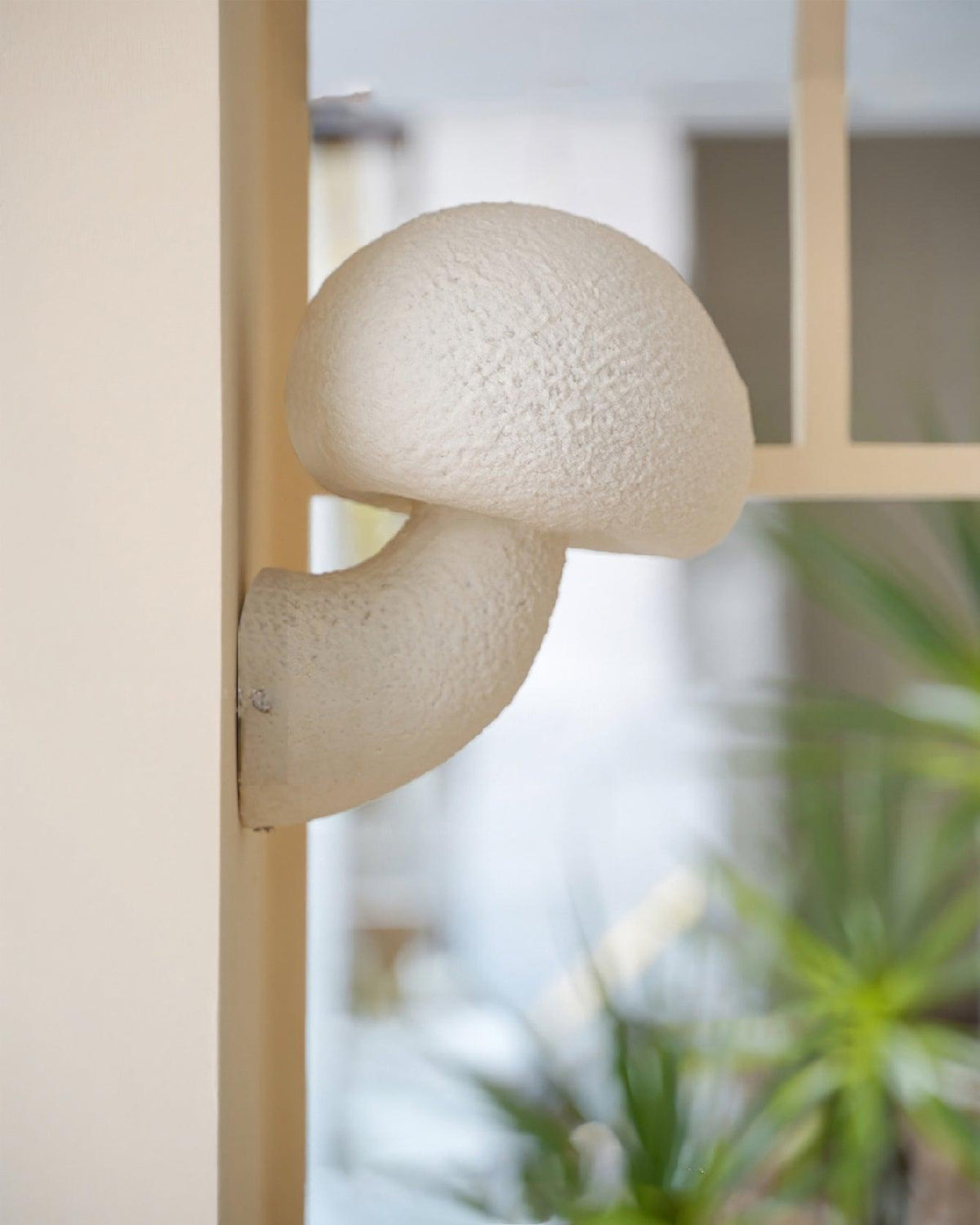 Mylo Mushroom Resin Plug-in Wall Lamp