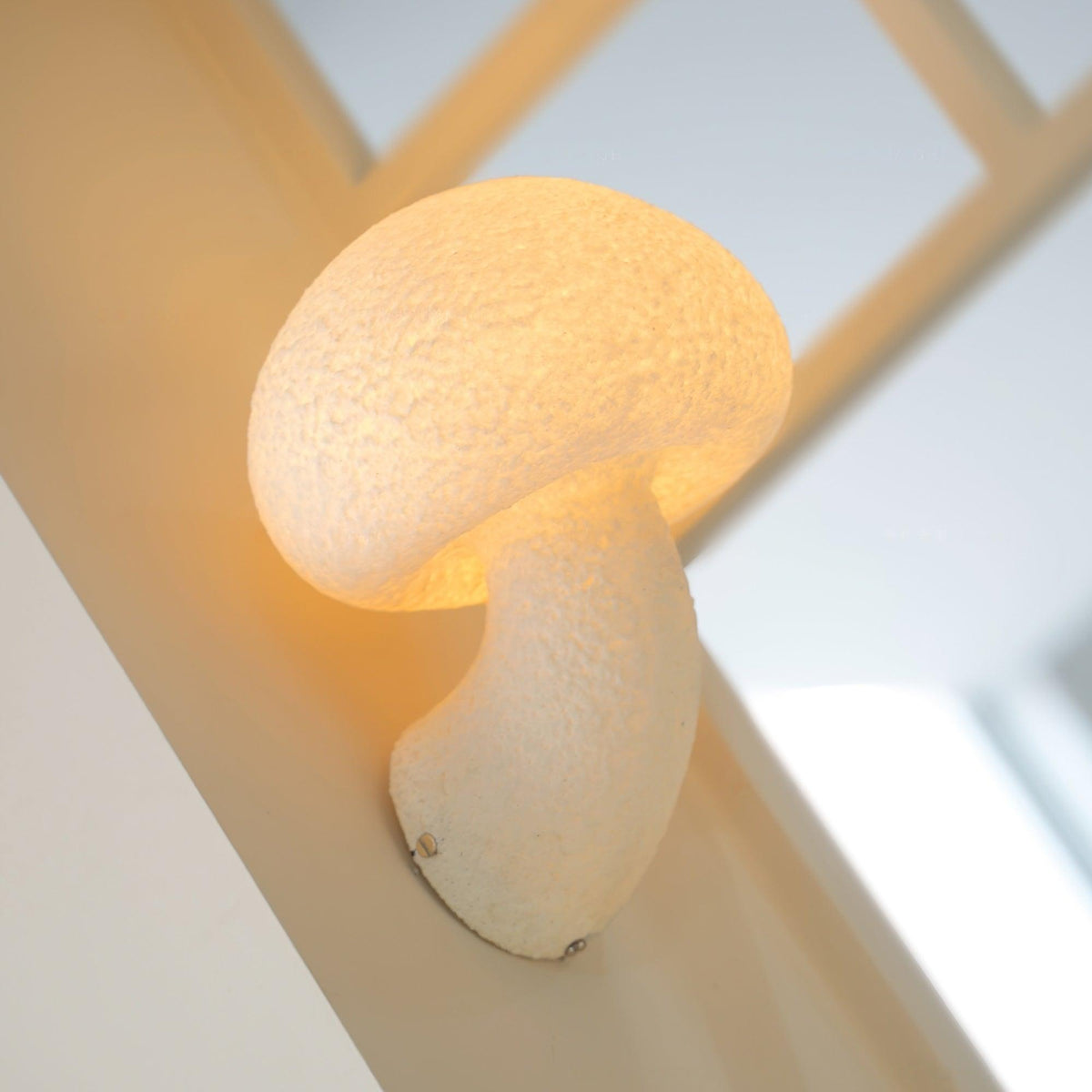 Mylo Mushroom Resin Plug-in Wall Lamp