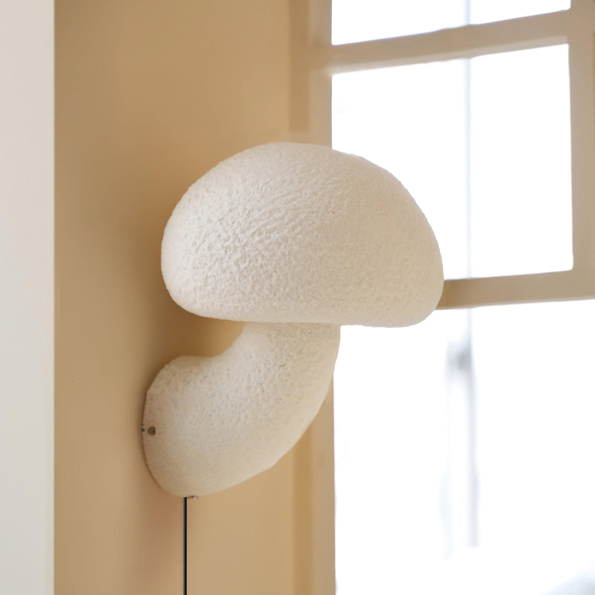 Mylo Mushroom Resin Plug-in Wall Lamp