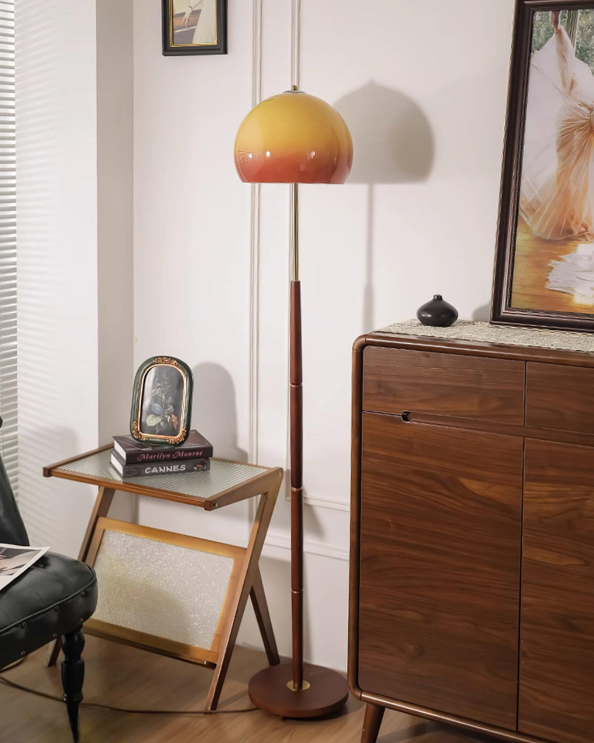 Lioreriella Floor Lamp