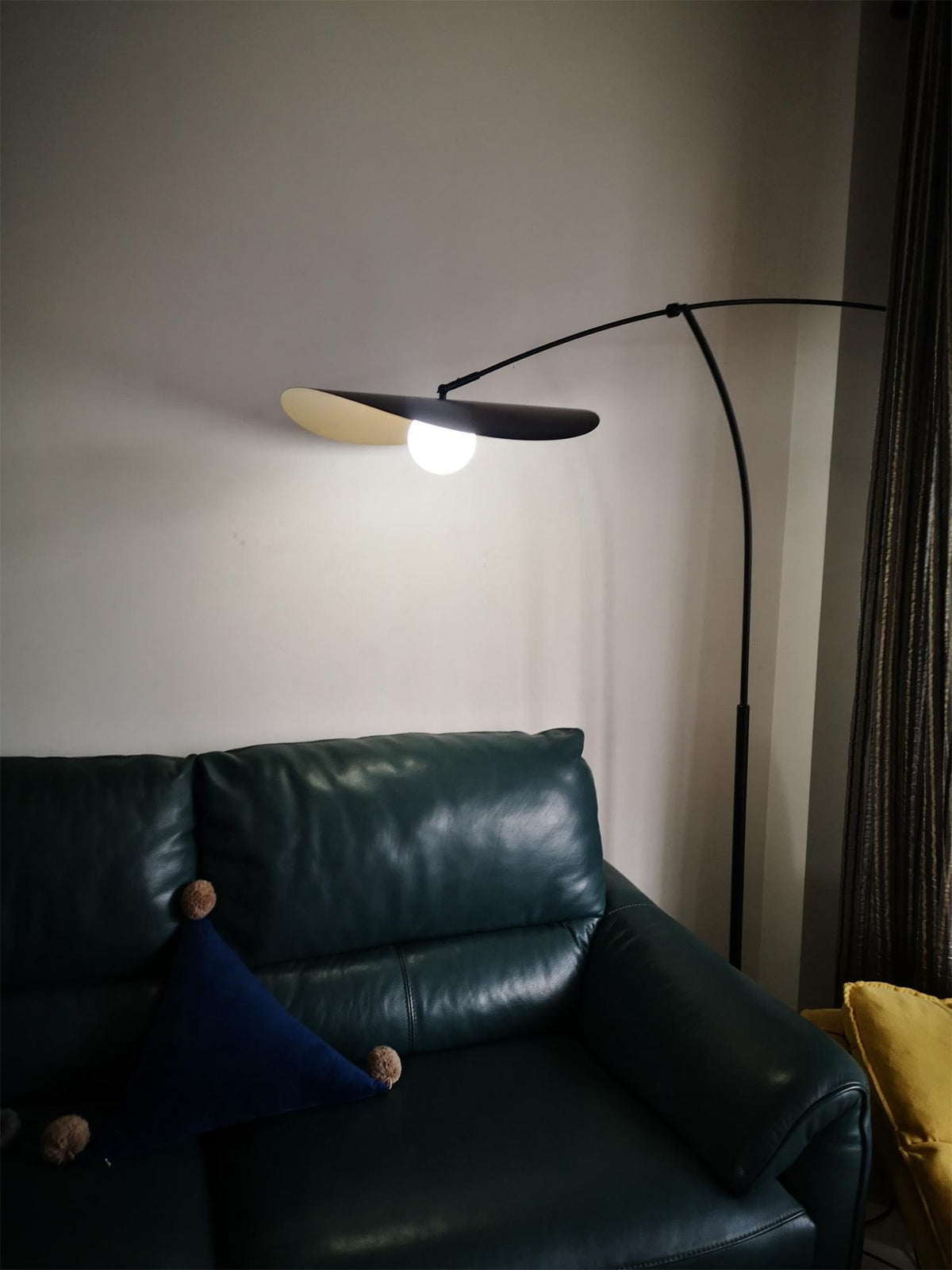Myrna Wall Lamp